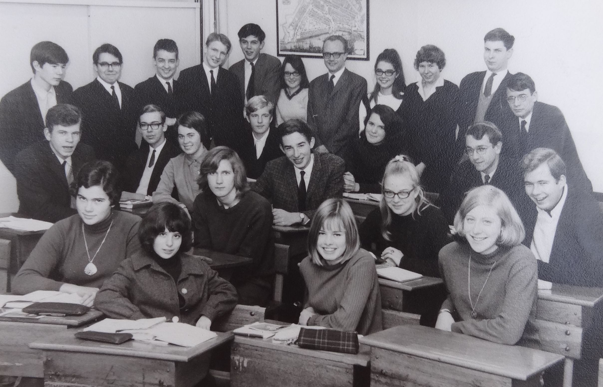 GYMNASIUM ERASMIANUM - LENNY KASTELEIN