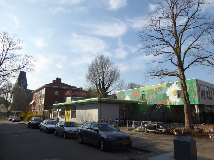 2017 aan de LOEFFSTRAAT