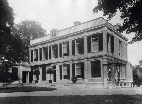 stadhuis bloemendaal