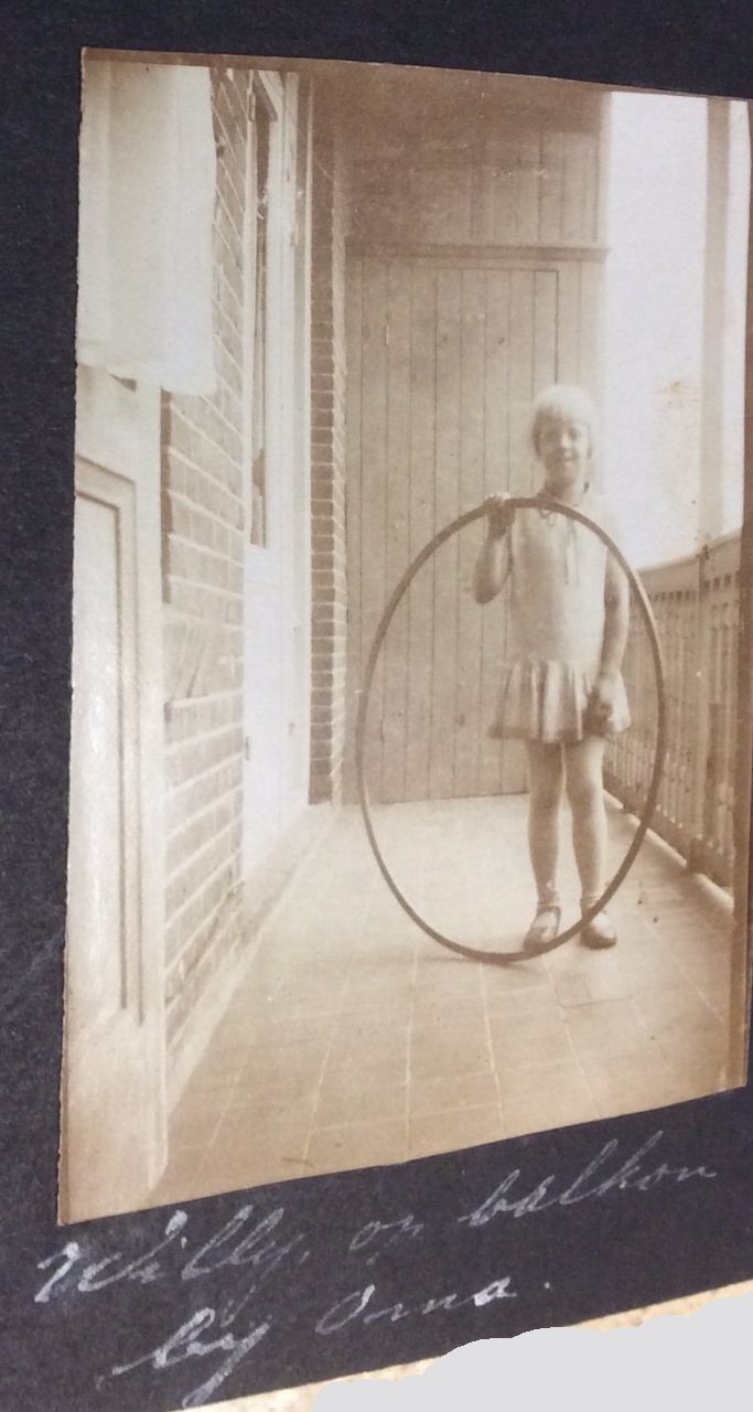 Jmama bij HELENA in amsterdam