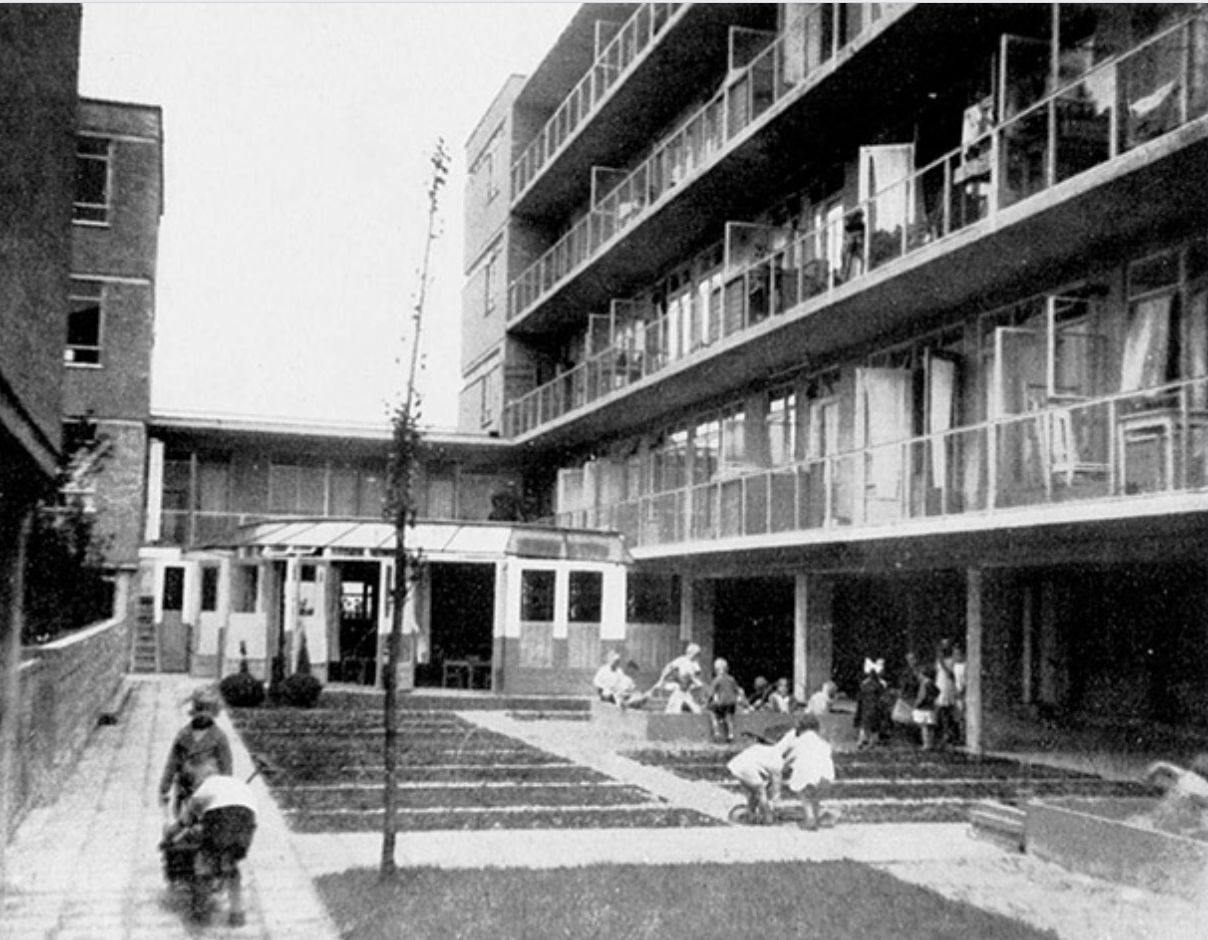 KLEUTERSCHOOL DE PADDESTOEL - LENNEKE KASTELEIN